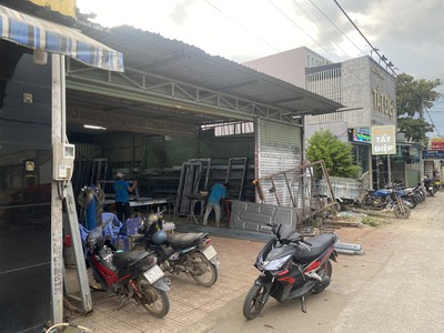 Bán nhà ngang 9m trục đường chính phà Cát Lái, cách SG 2km 0