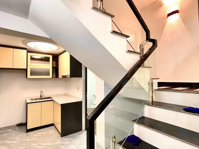 Bán nhà ngõ 363 miếu hai xã siêu xinh nhà xây mới độc lập 3