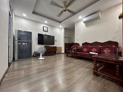 Cực hiếm  căn hộ ct2 2pn - 73m2 có slot ô tô, bc đông - nam - 4,38 tỷ bao phí - tin thật không ảo 0
