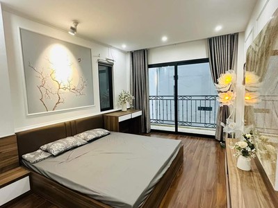 Nhà đẹp 5tầng, dt40m2 , mt5m- giá 7 tỷ - gần học viện tài chính - bắc từ liêm - đường ô tô 2