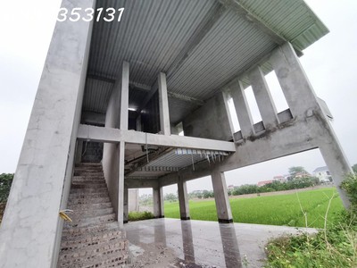 Chỉ 2,x tỷ xuất hiện ngay 280m trước mặt 8,5m - đường thông xe con 0