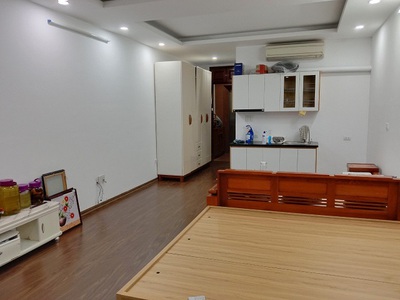 Chính chủ cần cho thuê căn hộ homet  097 y phố khương hạ, trước nhà oto tránh, ngã tư sở, trung tâm quận 3