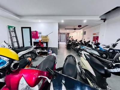 Cần bán toà chdv phố xuân thủy, cầu giấy vị trí đắc địa cửa ngõ của vô vần trường đh 1