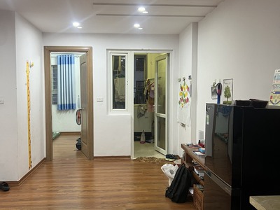 Chính chủ gửi bán căn hộ 70m, hướng mát, đầy đủ nội thất giá nhỉnh 1.6 tỷ tại KDT Thanh hà Cienco 5 2