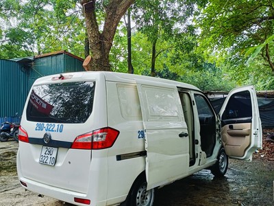 Cho thuê theo Ngày, Tháng xe VAN FOTON Gratour, tải trọng 950 kg 2 chỗ 9