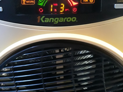 Cần bán quat phun sương hiệu Kangaroo KG203 điện 220v 1
