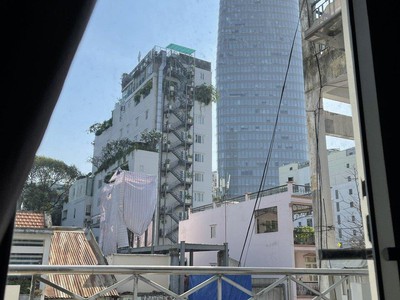 Cho thuê làm văn phòng  gần toàn nhà bitexco  111 tôn thất đạm, bến nghé, quận 1, tphcm 2
