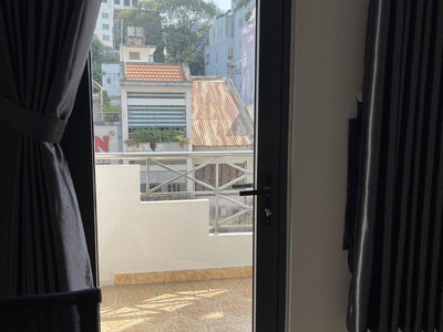 Cho thuê làm văn phòng  gần toàn nhà bitexco  111 tôn thất đạm, bến nghé, quận 1, tphcm 4