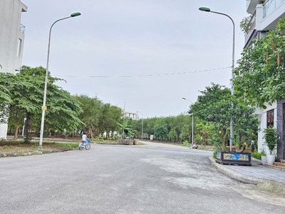 Cần bán nhanh lô góc Đặng Trần Côn khu đô thị An Phú 2 Tp Hải Dương Tỉnh Hải Dương 0