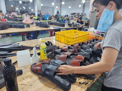 Xưởng sản xuất giày dép giá sỉ 0