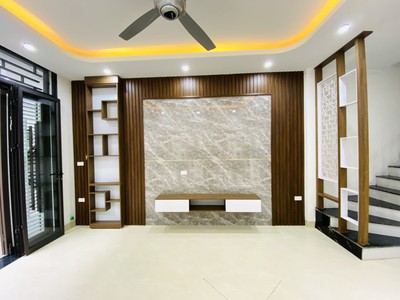 45/48m2 - 4 Tầng- 7.9 Tỷ - Phan Đình Giót   MT 6m   oto đỗ cửa 3