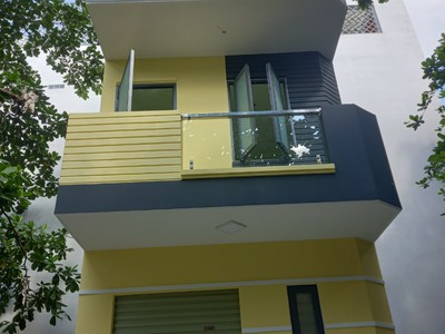 Cần bán nhà mặt tiền 1 trệt - 2 lầu, shr- q.bình tân 0