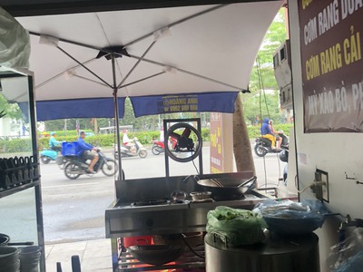 Sang nhượng cửa hàng ở 125 nguyễn trãi thanh xuân hà nội mình mới hoạt động được 1 tháng 3