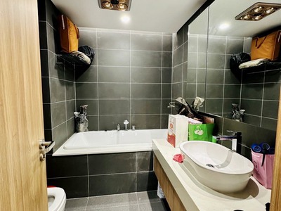 Siêu phẩm  căn hộ đẹp 2pn 93m2 có slot ô tô, bc hướng bắc, tặng full nt - 7 tỷ - tin thật không ảo 4
