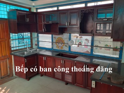 Cho thuê nhà giá rẻ hẻm xe hơi trung tâm phường 8, quận gò vấp 2