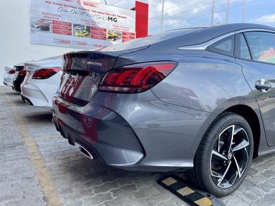 Dòng xe MG5 LUX 588 Triệu với 9