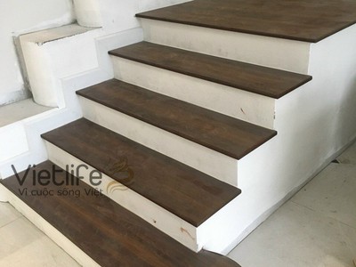 Mặt bậc cầu thang gỗ công nghiệp HDF 5