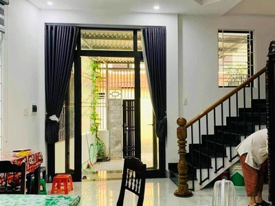 Bán nhà 3 tầng còn mới - 2 mặt tiền kiệt xe hơi trần phú - nhà đẹp đầy đủ nội thất 0