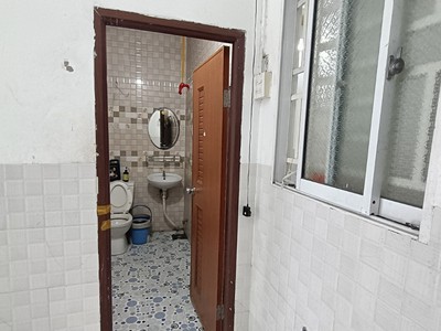 10. chủ gởi:nhà 8 triệu hẻm lò mổ 2