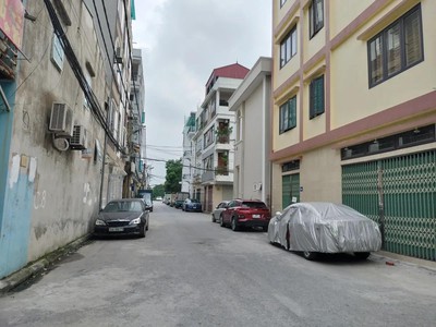 Siêu hiếm mảnh đất đẹp- phúc đồng 35m,c4,nhỉnh 5tỷ,kd,ngõ thông,oto tránh 0