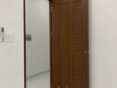 Cửa nhựa nhà vệ sinh giá rẻ tại Nha Trang - Khánh Hòa 3