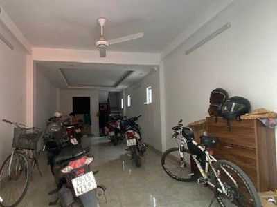 Nhà phú diễn, mặt phố kinh doanh siêu đẹp 45m 5t 8.x tỷ 2