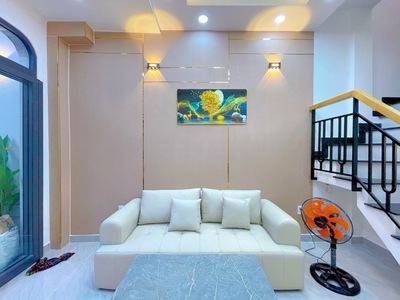 Chủ gấp giảm 500tr chỉ còn 6 tỷ 200 thương lượng có ngay nhà mớ đẹp 2 tầng 48m2 hẻm xe hơi phan văn 3