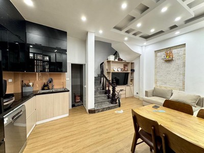 Nhà riêng thanh xuân 4t ô tô gần nhà 2 mặt thoáng,ngõ thông kđt đại kim giá 3.95 tỷ 4