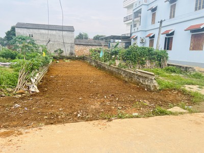 109m2 trục chính bình yên hòa lạc kinh doanh được luôn giá nhỉnh 2 tỷ 1