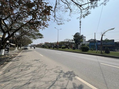 Bán lô đất 105 m2 mặt đường 353 Phạm Văn Đồng, Hoà Nghĩa Dương Kinh. 0