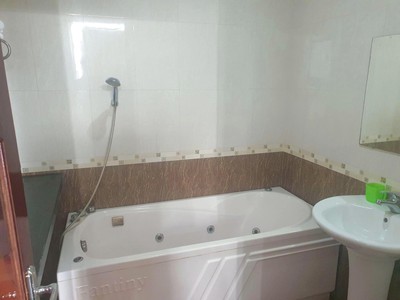 Bán khách sạn 10 tầng Mặt phố Đoàn Kết - TP Hải Dương 0