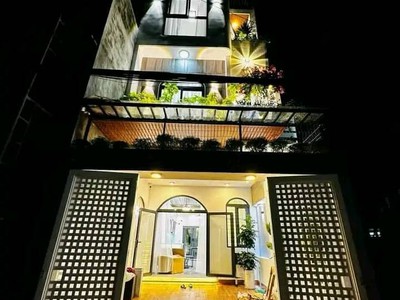 Bán nhà 3 tầng 3 mê, kiệt ô tô đậu sân, Hòa Minh liên chiểu full nội thất nhỉnh 3 tỷ 0