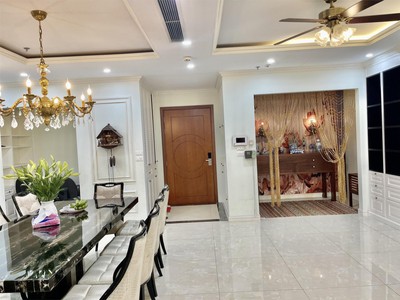 Cần bán căn hộ 5 phòng ngủ, p10, căn hộ siêu sang, cần bán nhanh ạ 2