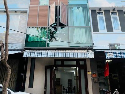 Bán nhà 4 tầng đường nguyễn đức cảnh, hải châu - đà nẵng 0