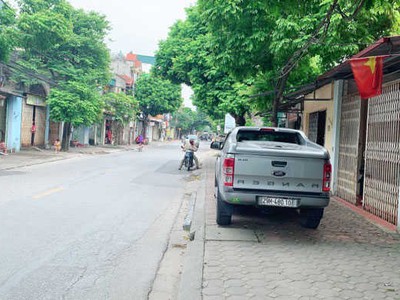 Mp phan đăng lưu, yên viên, vỉa hè kd, oto tránh nhà 2 mặt đường 108m, mặt tiền: 5m 7 tỷ 9 0