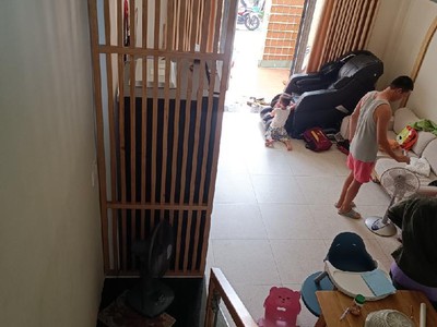 Chủ cần bán nhà ,3 tầng, hxh,btct,dt 50m2 phú hữu , quận 9,chỉ 4,5 tỷ 4