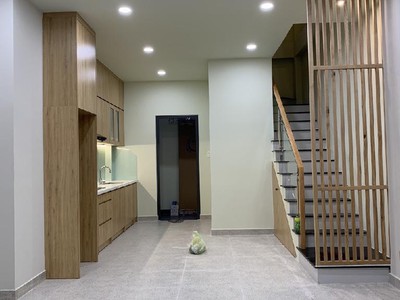 Chủ cần bán nhà ,3 tầng, hxh,btct,dt 50m2 phú hữu , quận 9,chỉ 4,5 tỷ 1