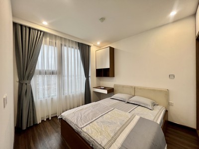 Cho thuê căn hộ 2 ngủ lô góc tại Hoàng Huy Commerce  giá 13 triệu 5
