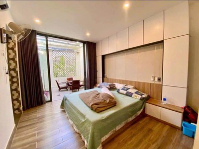 Cho thuê nhà 2 tầng nguyên căn mặt tiền nguyễn phúc lan. - kim long - tp huế. giá thuê 6,5triệu 3