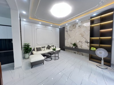 Bán nhà xây mới mặt ngõ chợ hàng, diện tích 39m 4 tầng giá 2.8 tỉ ngõ cực nông 1
