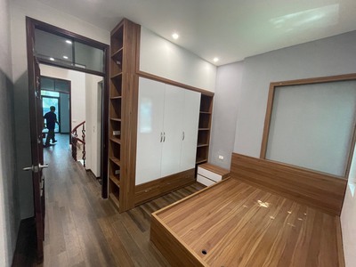 Phan trong tuệ 3 tầng - nhỉnh 4 tỷ dân xây - ô tô đỗ cửa   - 50 mét ra tránh  51 mét, mặt tiền 2