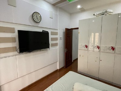 Hiếu - cần bán nhà 3 tầng mới huỳnh văn bánh, phường 13, quận phú nhuận 4