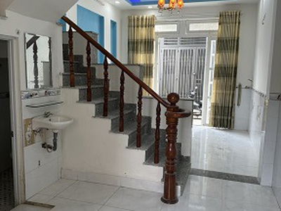 Bán nhà 1 trệt,1 lầu tại mỹ hạnh bắc-đức hòa-long an 4