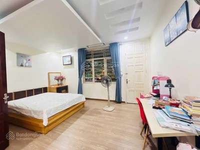 Bán nhà phân lô phố lê quang đạo - dt 56m2 - mt 6.2m - ô tô vỉa hè - kd vp 1