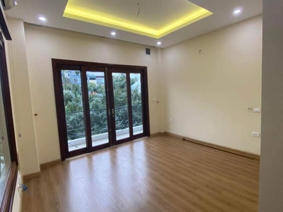 Siêu phẩm mặt hồ tây 50m 6 tầng thang máy 24 tỷ 3