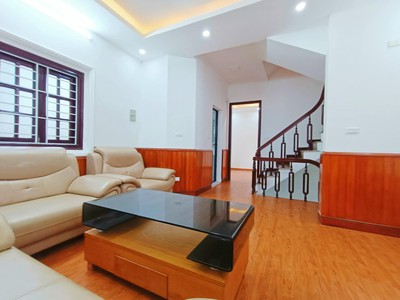 Lk ngô thì nhậm, ô tô tránh, kd, dt 50mx4t, mt 4m, giá thỏa thuận 2