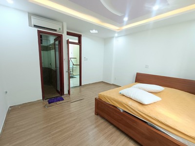 Mặt tiền tiên sơn đường 5.5m gần chợ đầu mối, 3 mê kiên cố, 5.x tỷ 3