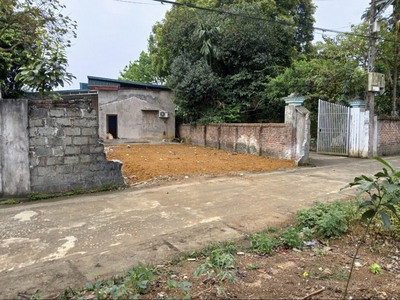 Chính chủ cần bán lô đất tại đông yên - quốc oai - hà nội. 0