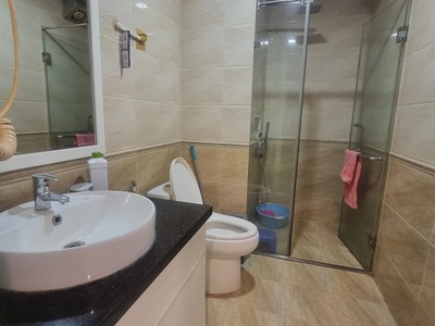 Bán căn chung cư cầu giấy 3pn  1, tặng full nội thất, có slot ô tô, cực tâm huyết 4