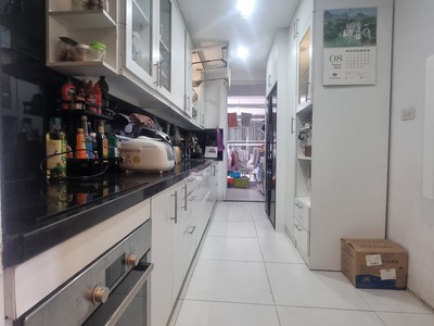 Bán căn chung cư cầu giấy 3pn  1, tặng full nội thất, có slot ô tô, cực tâm huyết 2